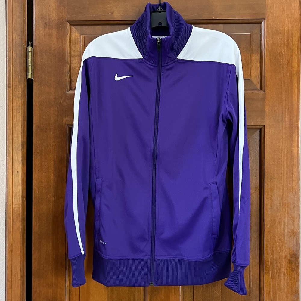 Nike Dri Fit Light Jacket